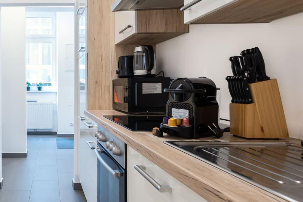Apartment Orestaliving - Spacious 2br On The Danube Canal Wien